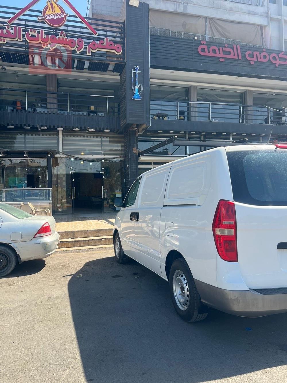 Hyundai H-1